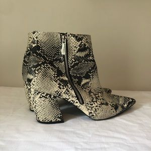 Qupid Western Style Snakeskin Animal Print Heeled Ankle Boots
